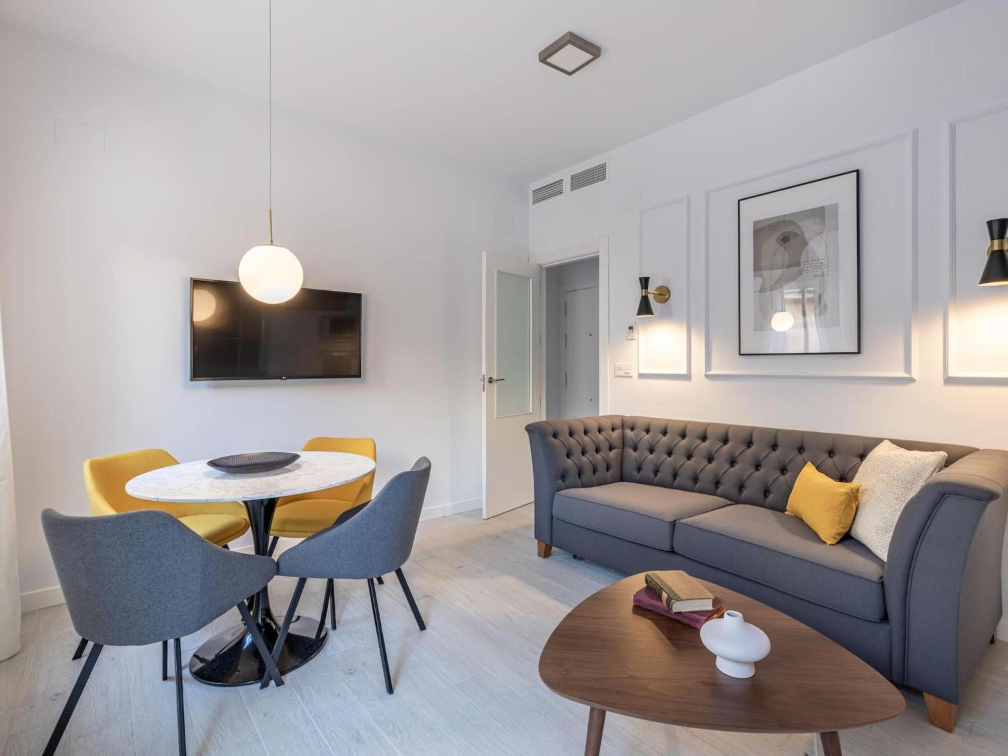 Central Stylish And Elegant 1 & 2 Bedroom Apartments III Γρανάδα Εξωτερικό φωτογραφία