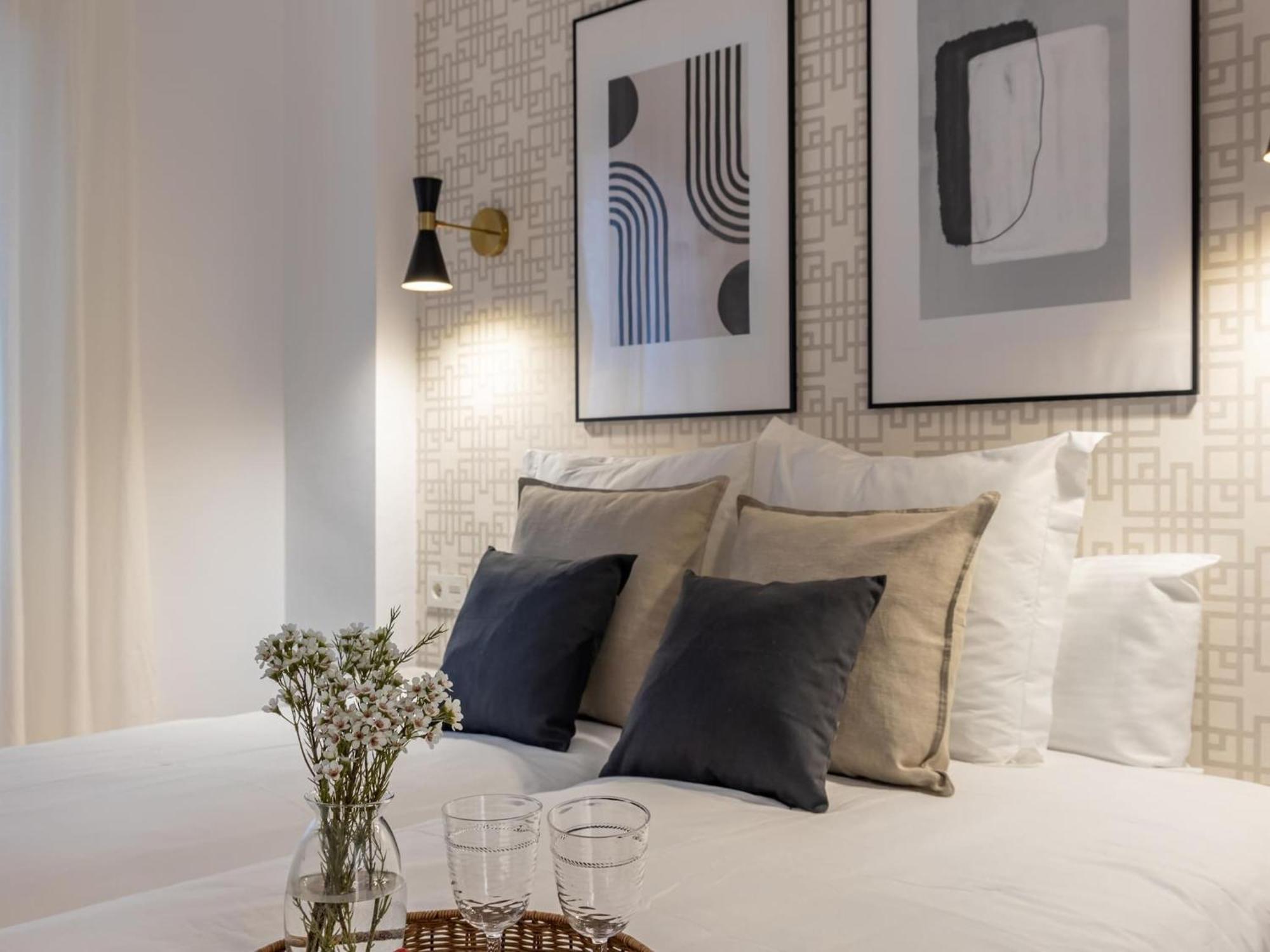 Central Stylish And Elegant 1 & 2 Bedroom Apartments III Γρανάδα Εξωτερικό φωτογραφία