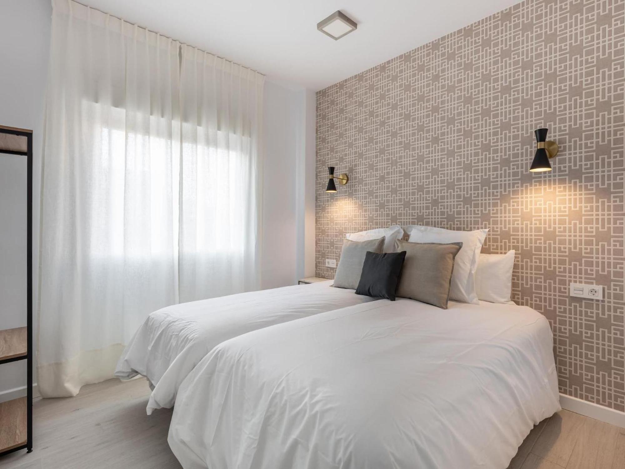 Central Stylish And Elegant 1 & 2 Bedroom Apartments III Γρανάδα Εξωτερικό φωτογραφία